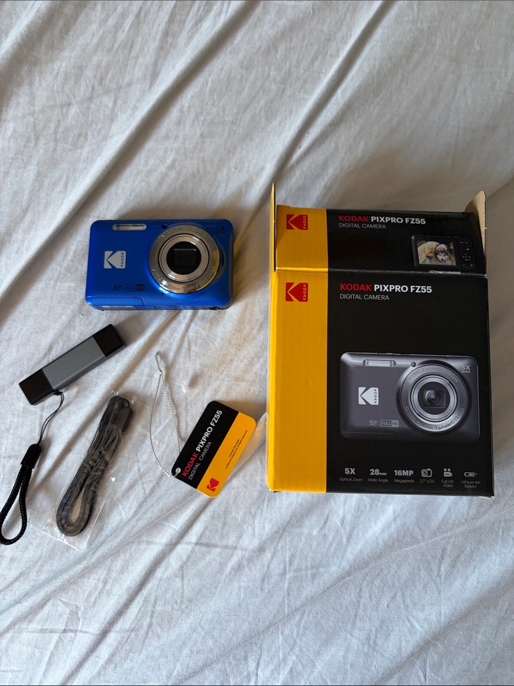 Kodak PIXPRO FZ55 Compact Digital Camera in Blue